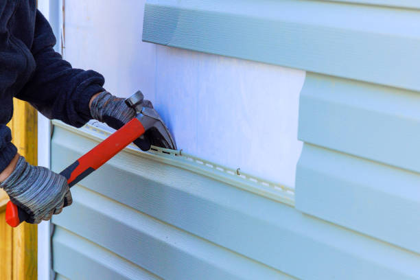 Reliable Emergency Siding Repair contractor in Akron, OH by Squared Siding